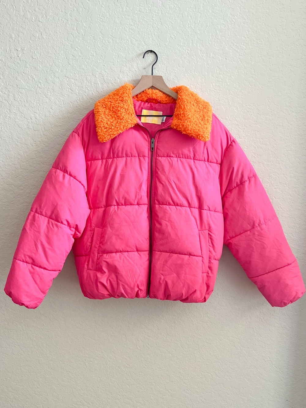 NWT URBAN OUTFITTERS Pink Quilted Puffer Jacket Orange Trim Winter Womens Medium